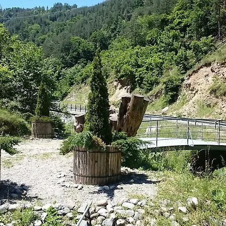 بيت للعطل Persenk Lyaskovo (Smolyan)